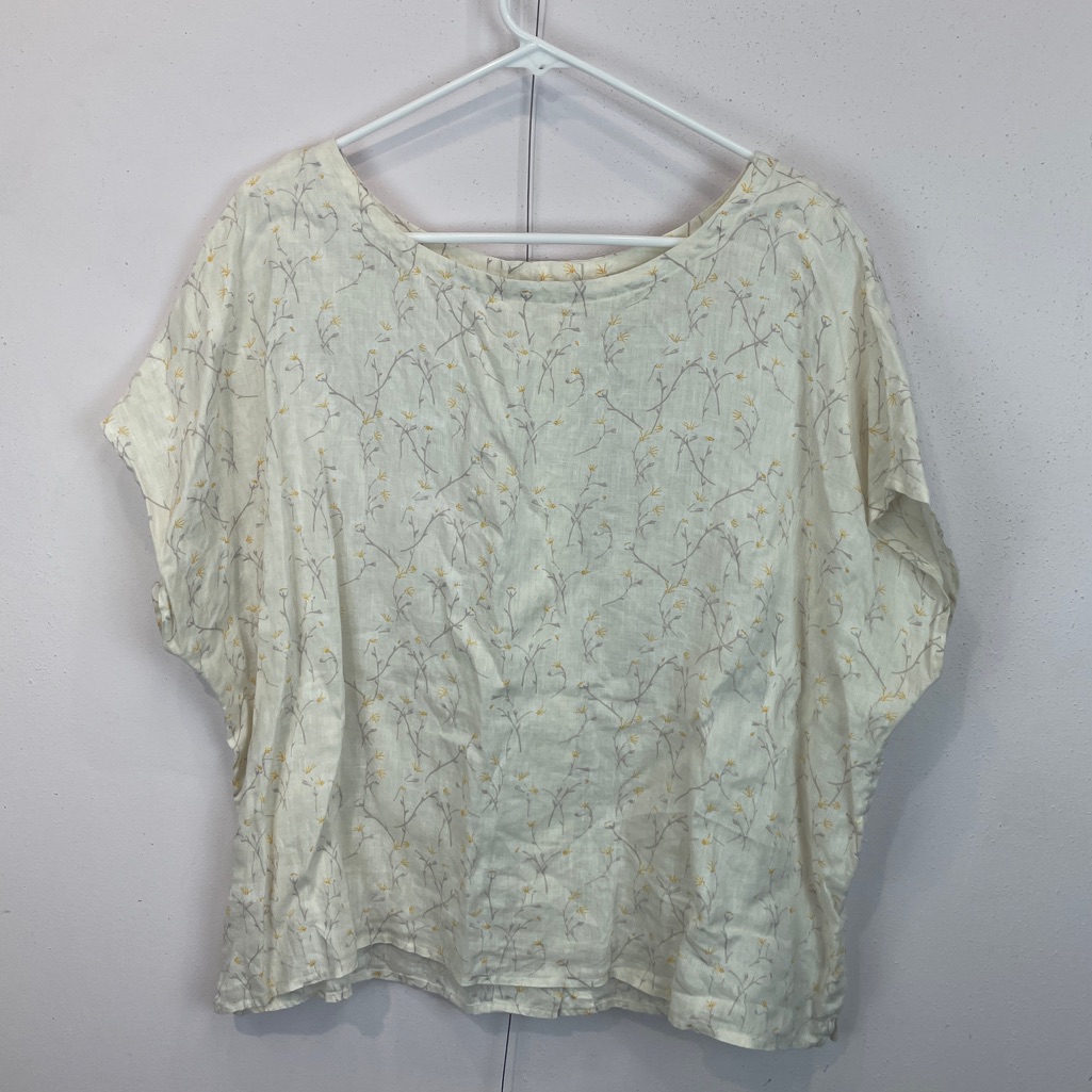 Linen Button Back Top